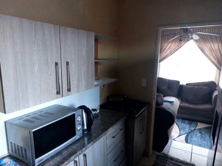 2 Bedroom Property for Sale in Tlhabane West North West